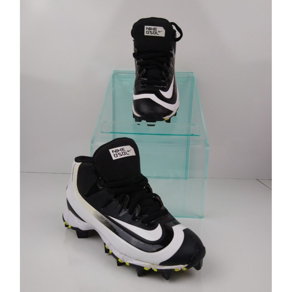 Nike Kids Shoes Black and White